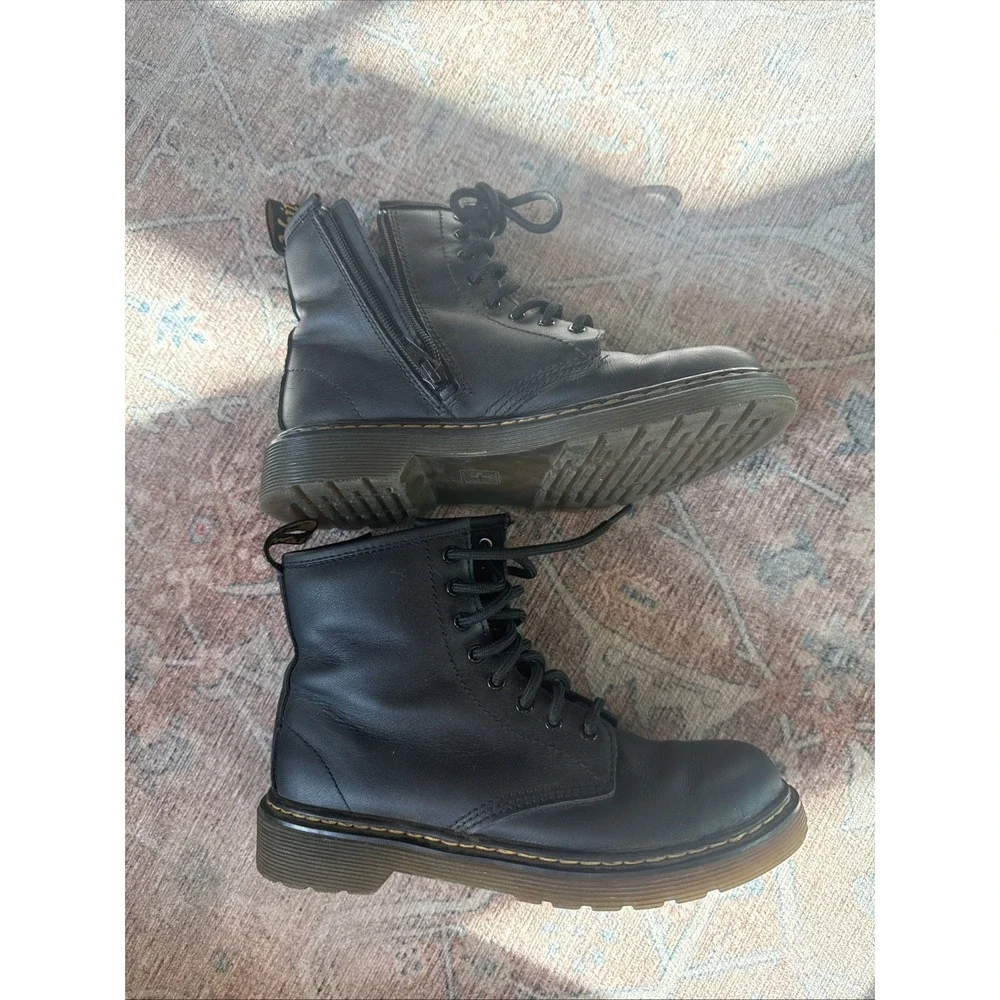 Dr. Doc Martens | JUNIOR 1460 SOFTY T LEATHER LACE UP BOOTS US size 3